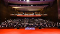 精微之处见真章：天山下的显微盛宴，四川现代医院手显微外科团队载誉归来